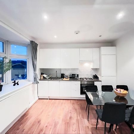 Prime Location Camden Luxury Apt Sleeps 6 London Exteriör bild