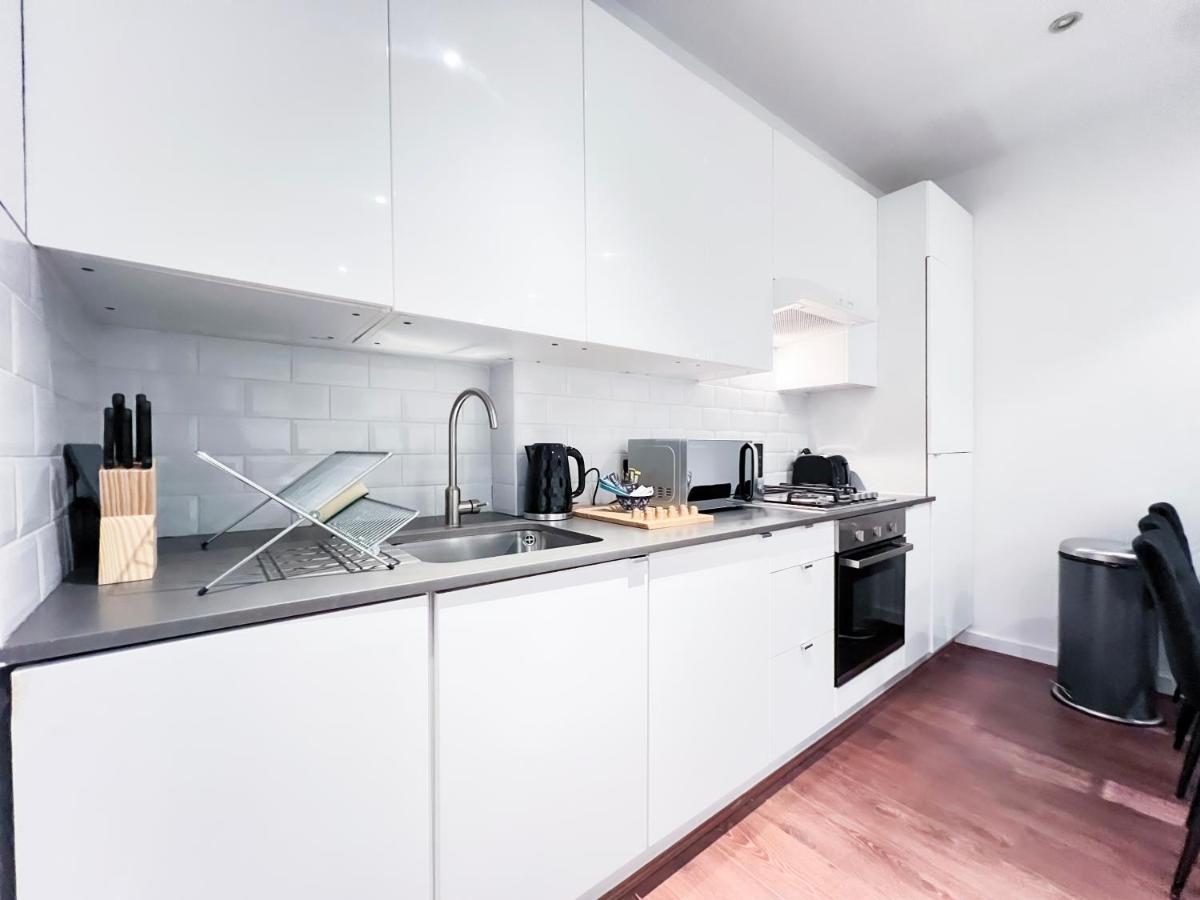 Prime Location Camden Luxury Apt Sleeps 6 London Exteriör bild