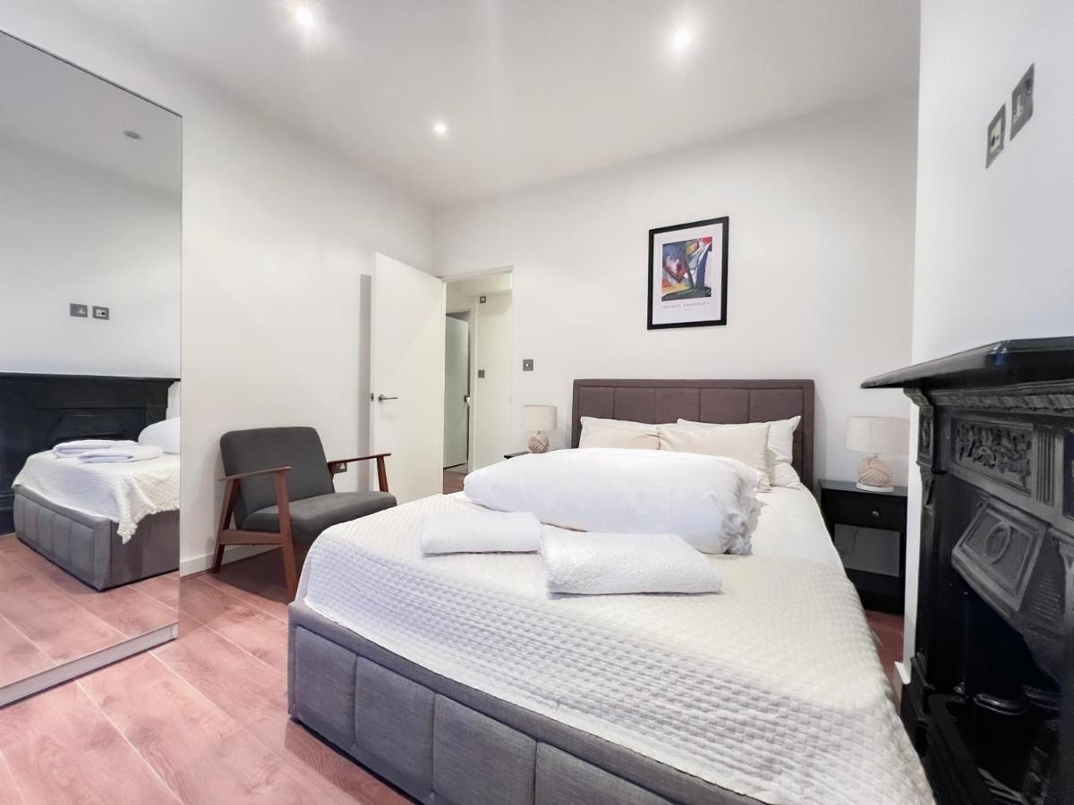Prime Location Camden Luxury Apt Sleeps 6 London Exteriör bild